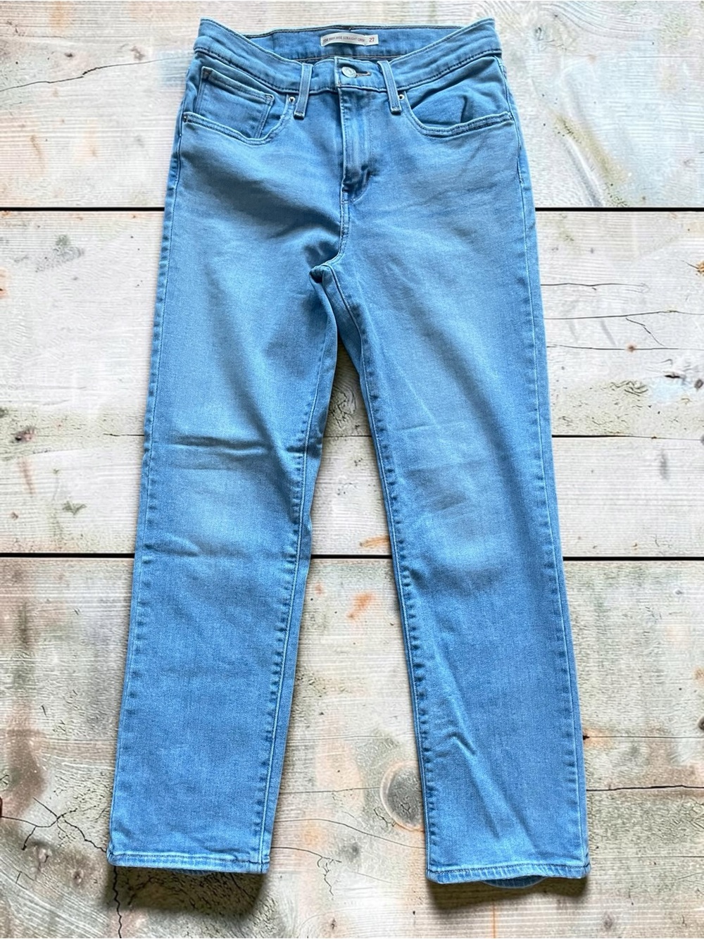 Levi's 724 High Rise Straight Crop Light Blue Jeans Size 27